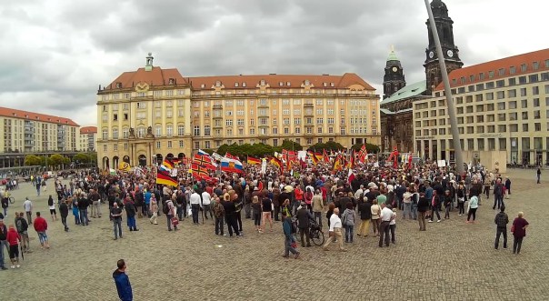 Pegida am 14.07.2015 um 19:09 Uhr